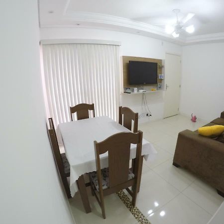 Lindo Apartamento 2 Quartos Em Condominio A 10 Minutos De Holambra จากัวรีอูนา ภายนอก รูปภาพ